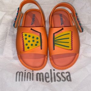 New mini Melissa Butterfly sandals size 7 toddler Velcro strap